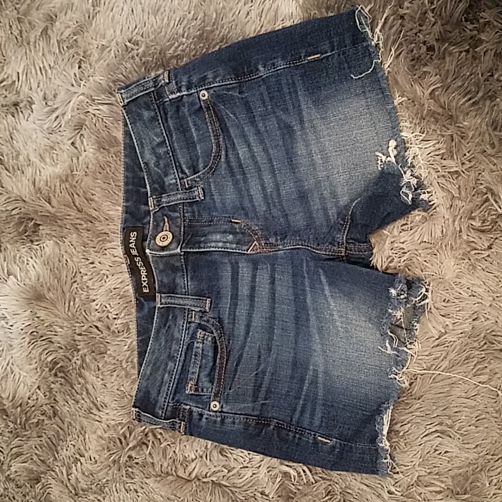 Raw hem denim shorts
